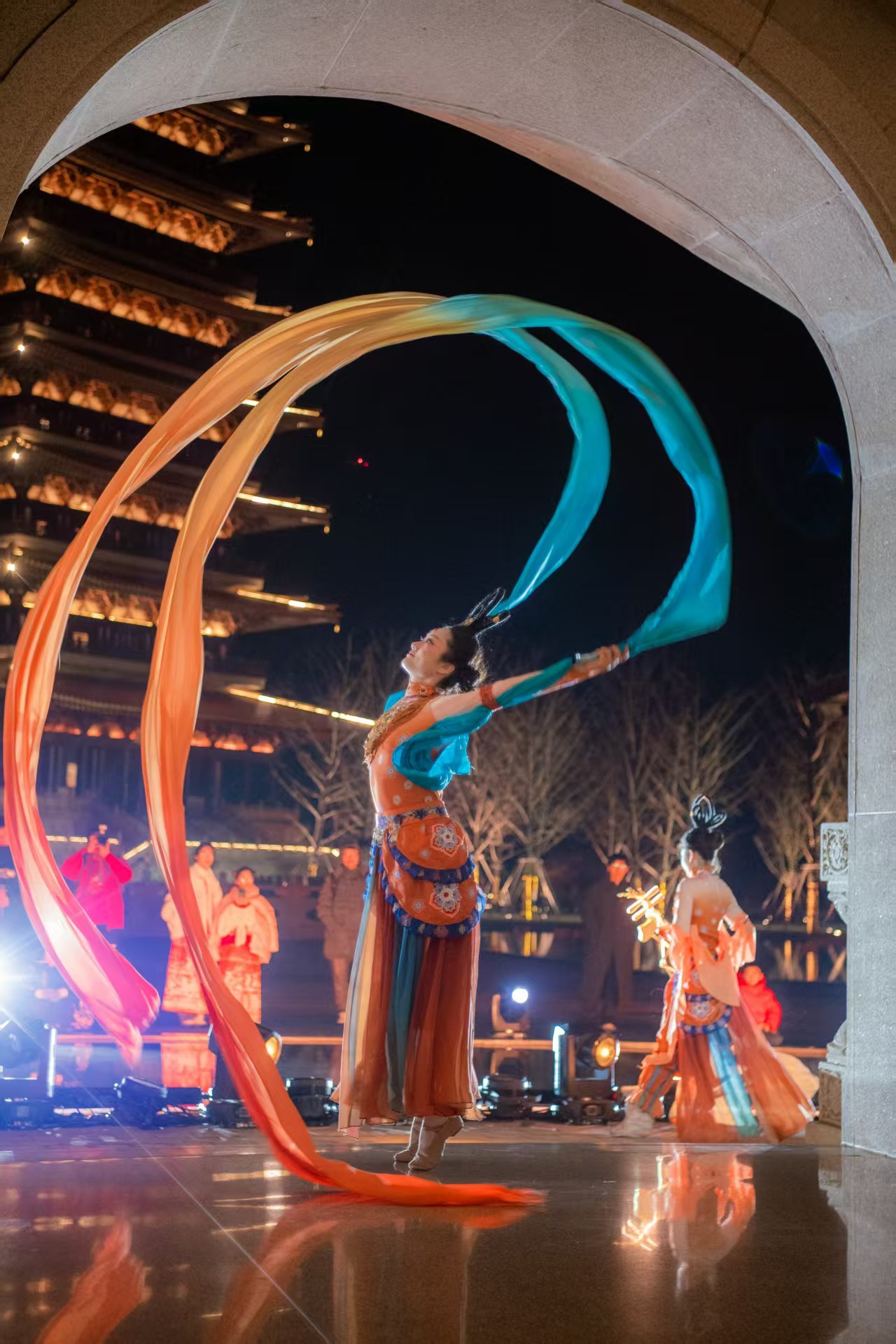 超三万游客打卡牛首山！马年新春第一波年味直接拉满