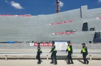 深汕民警春节期间为重大建设项目保驾护航