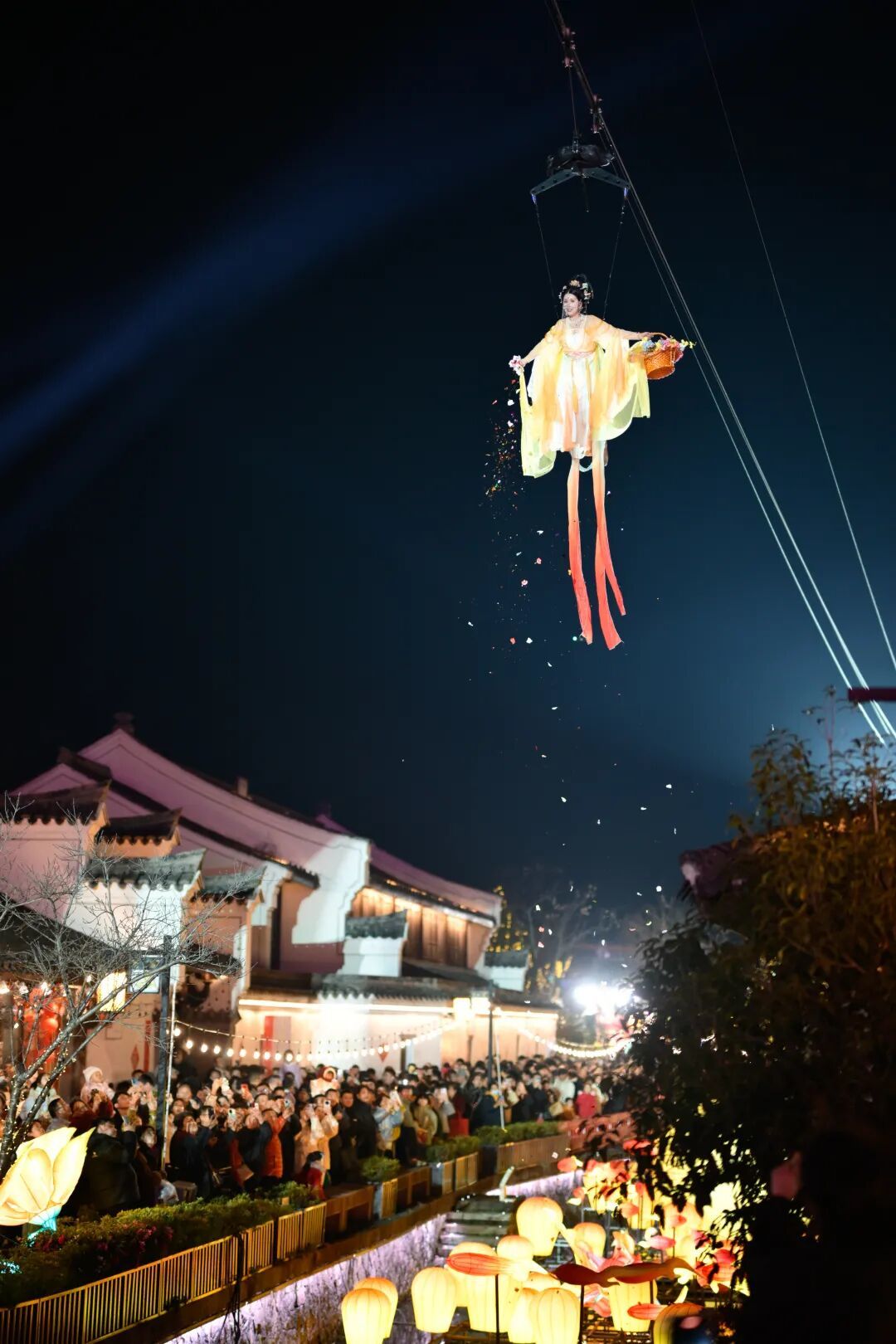 慈城灯会人气爆棚！这才是我们要的新年氛围感