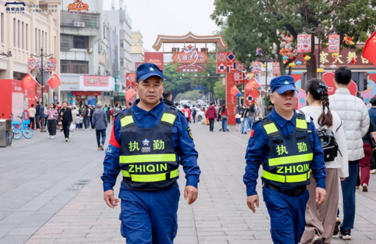 致敬春节里的“不归人” 有一种年味叫守护与担当