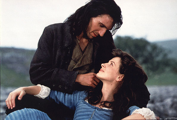 1992年版由雷夫·范恩斯与朱丽叶·比诺什主演。