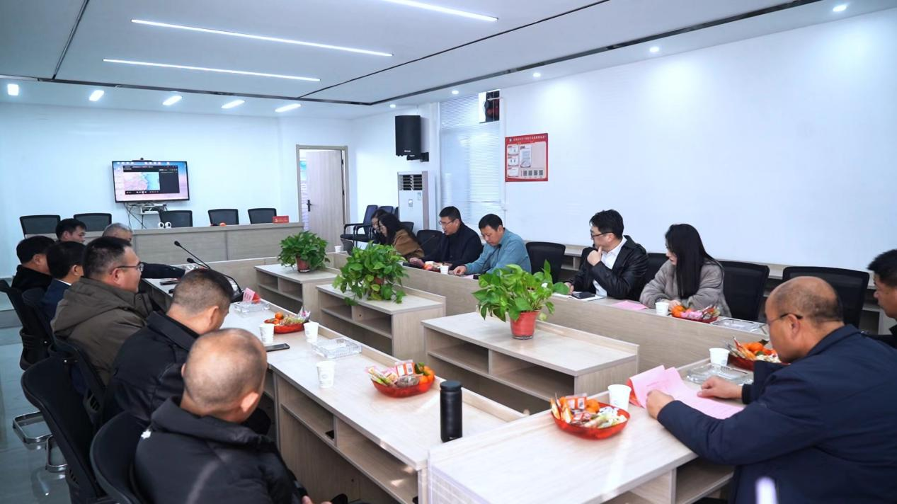 乡情为归 笃行向新：滨海港经济区黄海村举办2026年乡贤暨成功人士新春团拜会