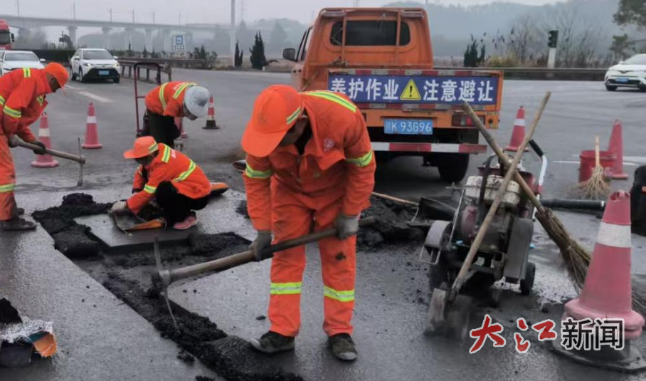 多措并举保畅通！渝水公路全力守护春运回家路