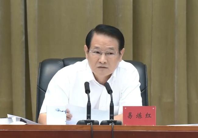 易炼红开女市长“荤玩笑”轶闻