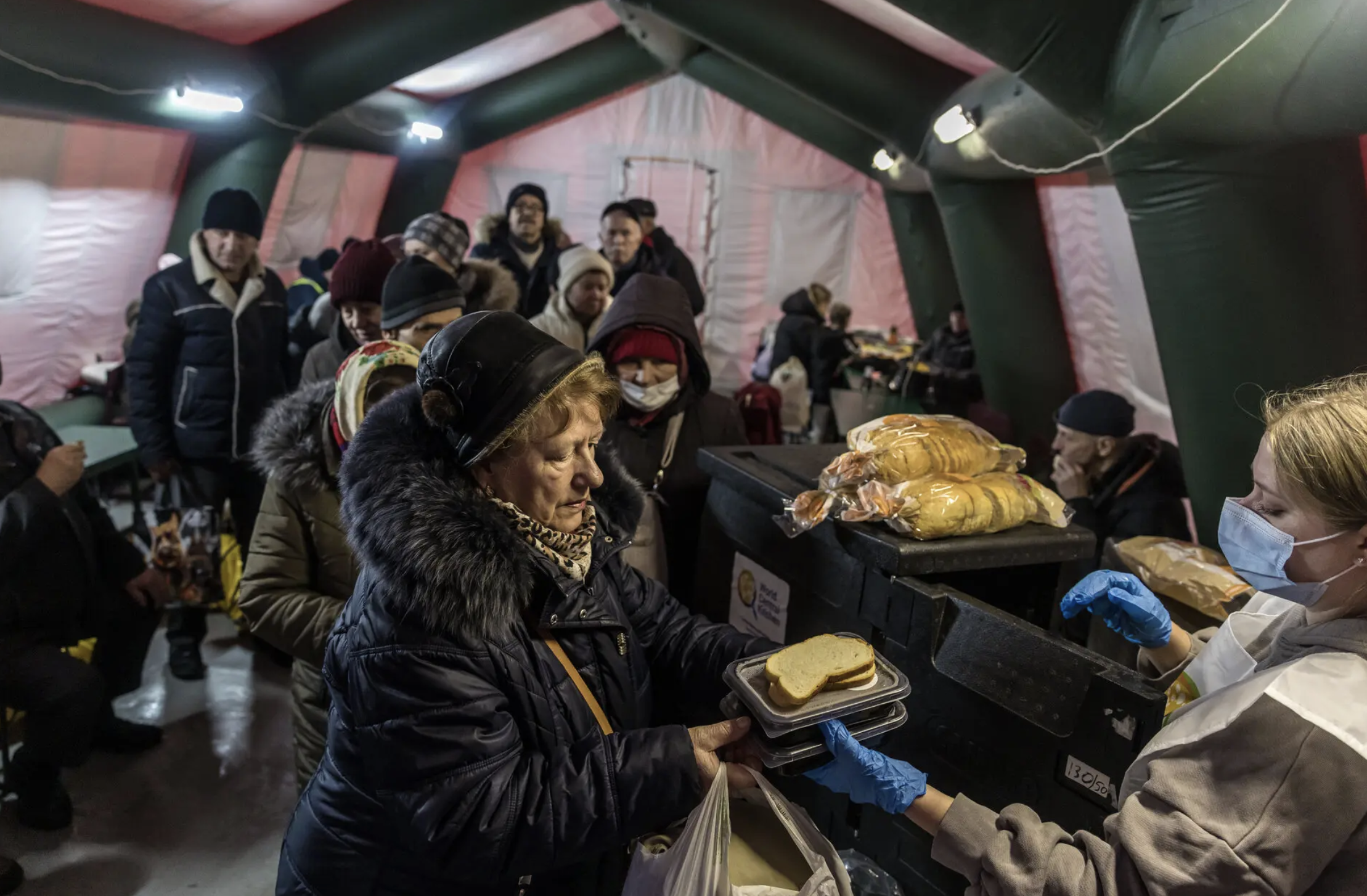 乌克兰人:谢谢,但别再称我们“坚韧不拔”