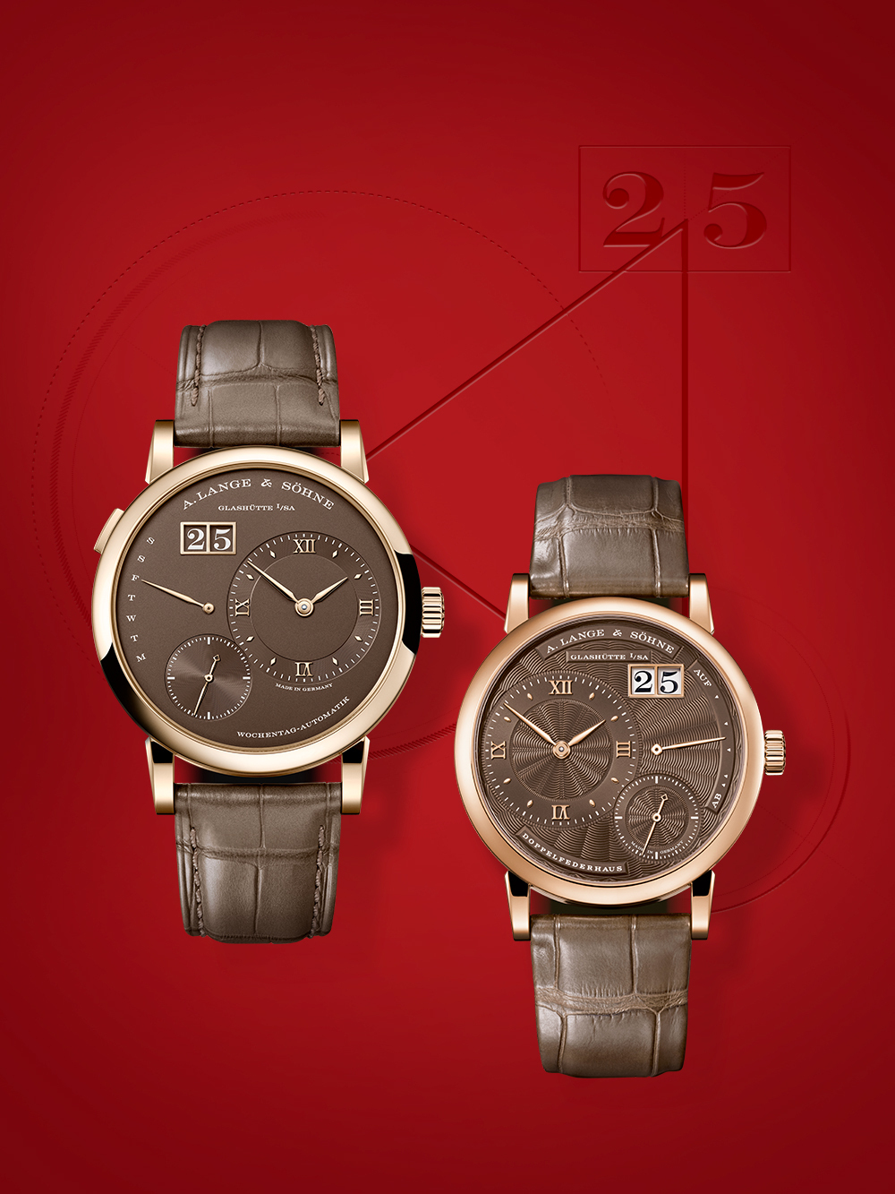 朗格 逆跳星期自动腕表750蜂蜜金款(左)与朗格小型款腕表750玫瑰金款(右)