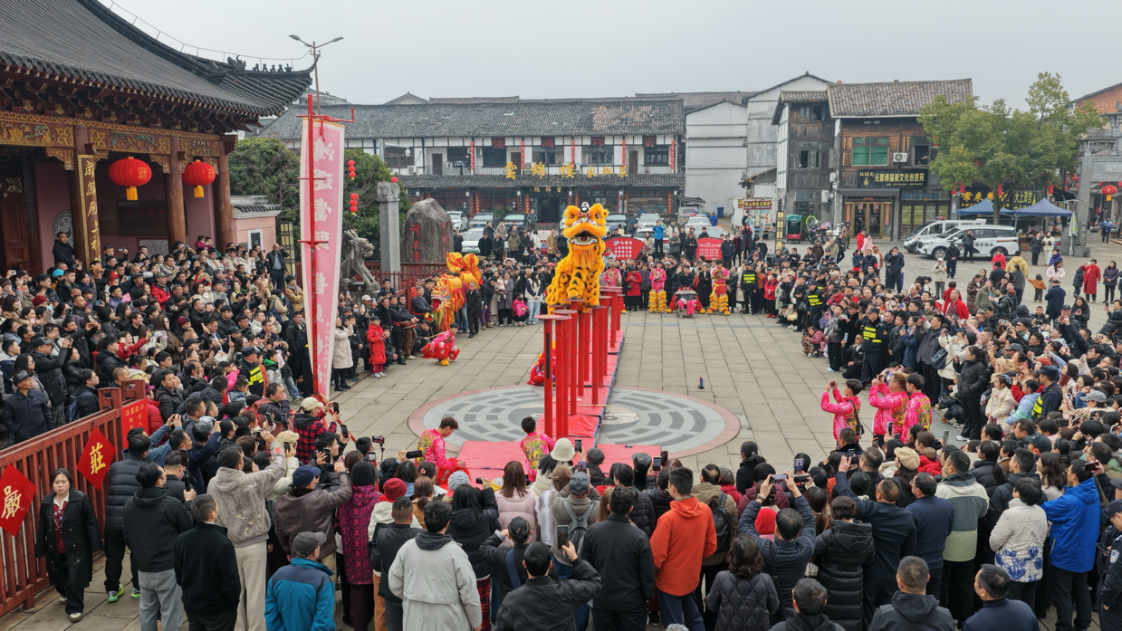 鹰潭新春文旅市场火爆,特色玩法点亮假日时光