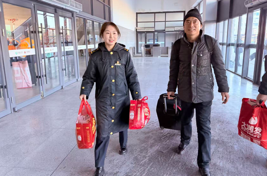 ¼ªÁÖ½ÚºóÊ×ÌËÎñ¹¤×¨ÁÐÆô³Ì