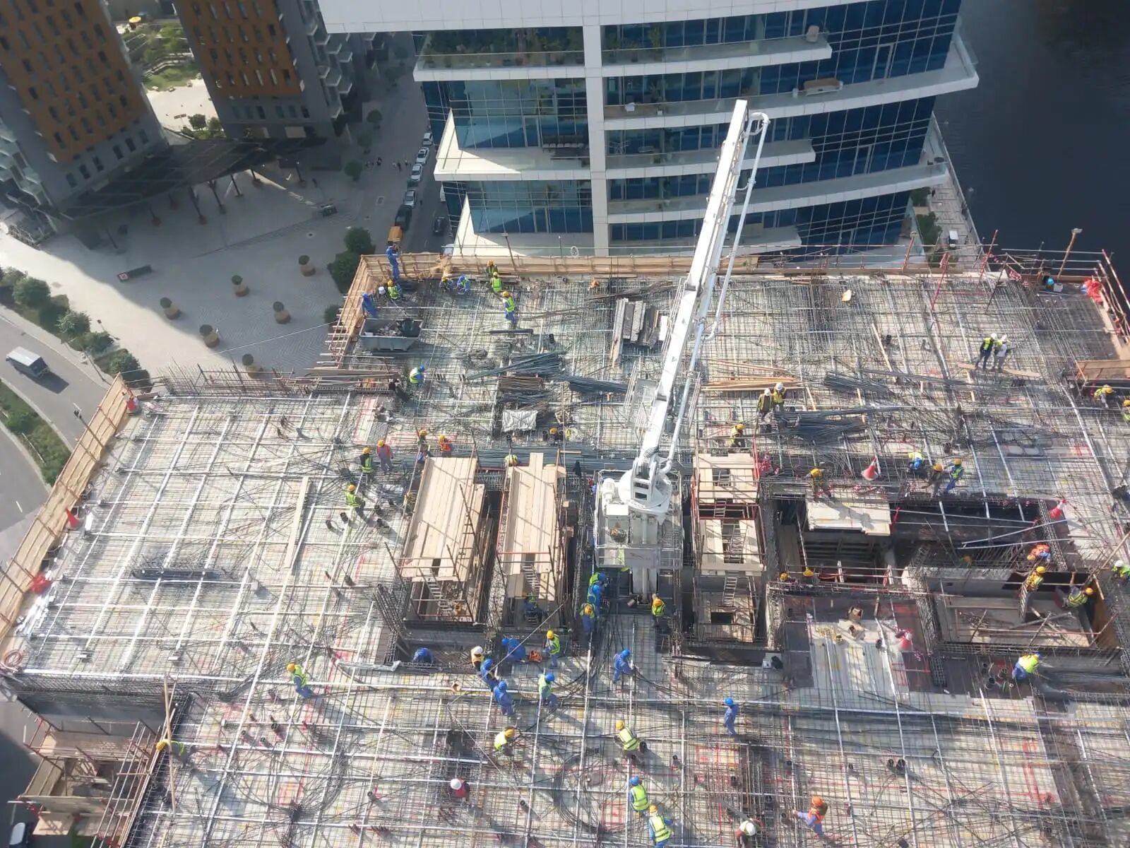 快马加鞭 春节不停工 | 陕建用实干诠释担当