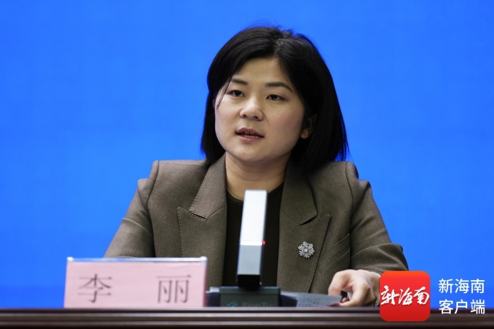 海南省交通运输厅安全总监、水运处处长李丽。记者 曹志 摄