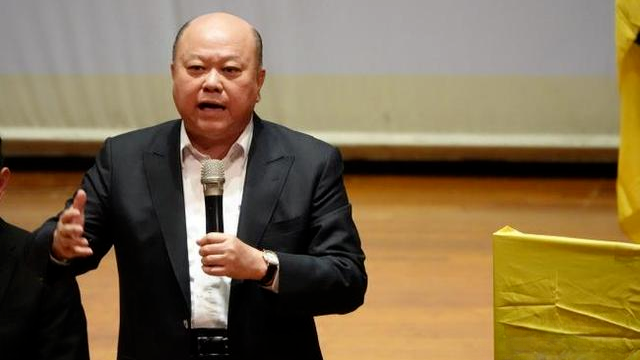 特朗普用违法关税压迫台当局付钱，新党副主席：不要做更呆的呆子