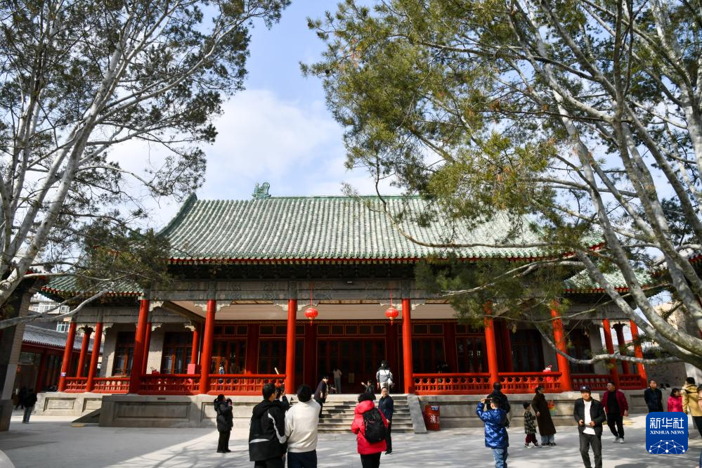 这是山东古建筑博物馆内的万字会旧址济南母院主要建筑母殿（2月24日）。