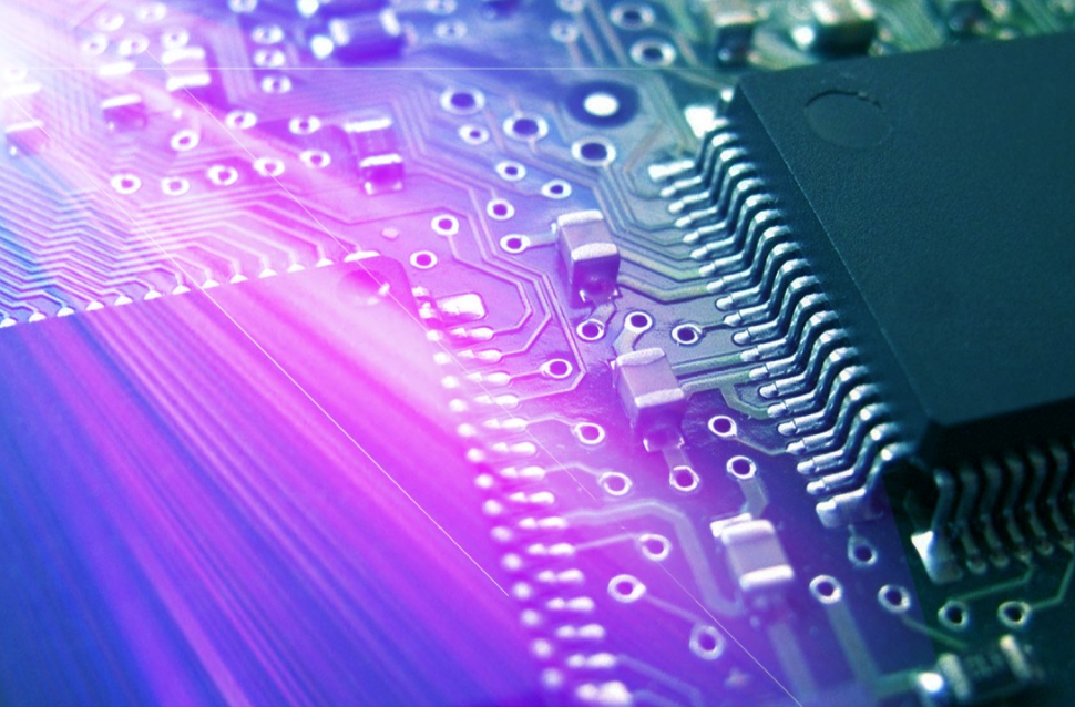 芯片制造重大突破?阿斯麦下一代EUV已能用于大规模量产,造价翻倍!