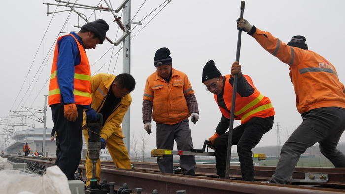 雄商高铁山东段新进展：精调精整已累计527公里，3月底全部完成