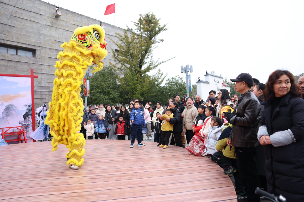 鹰潭新春文旅市场火爆,特色玩法点亮假日时光
