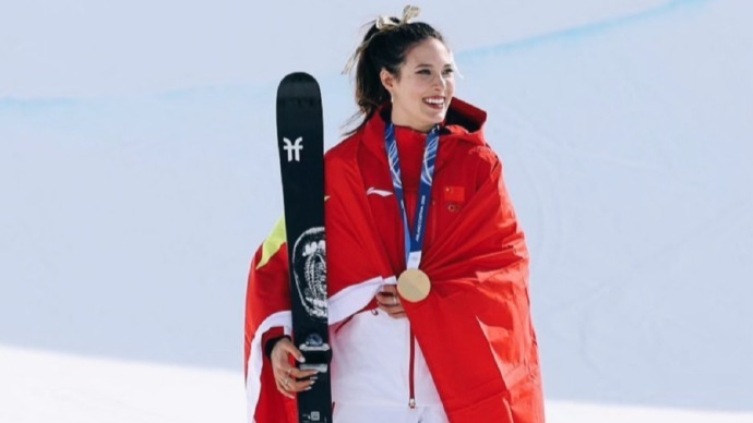 采访片段外网爆火！记者提出满分问题，谷爱凌给出超满分回答