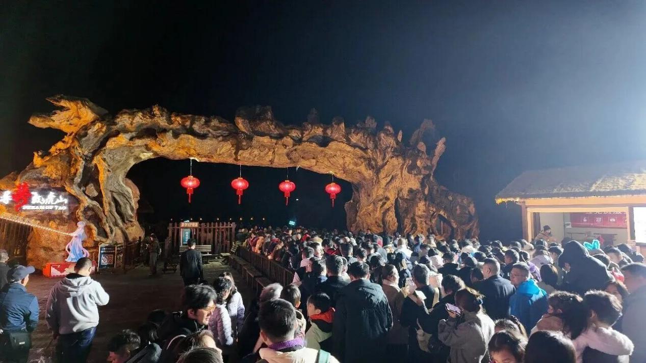 夜游热力全开,鹰潭新春“越夜越精彩”