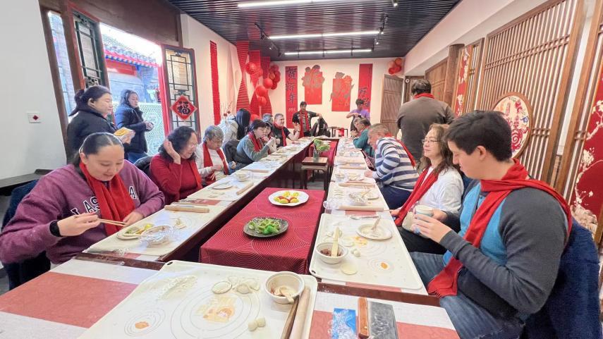 8034亿消费背后：史上最长春节档，文旅市场“马力全开”