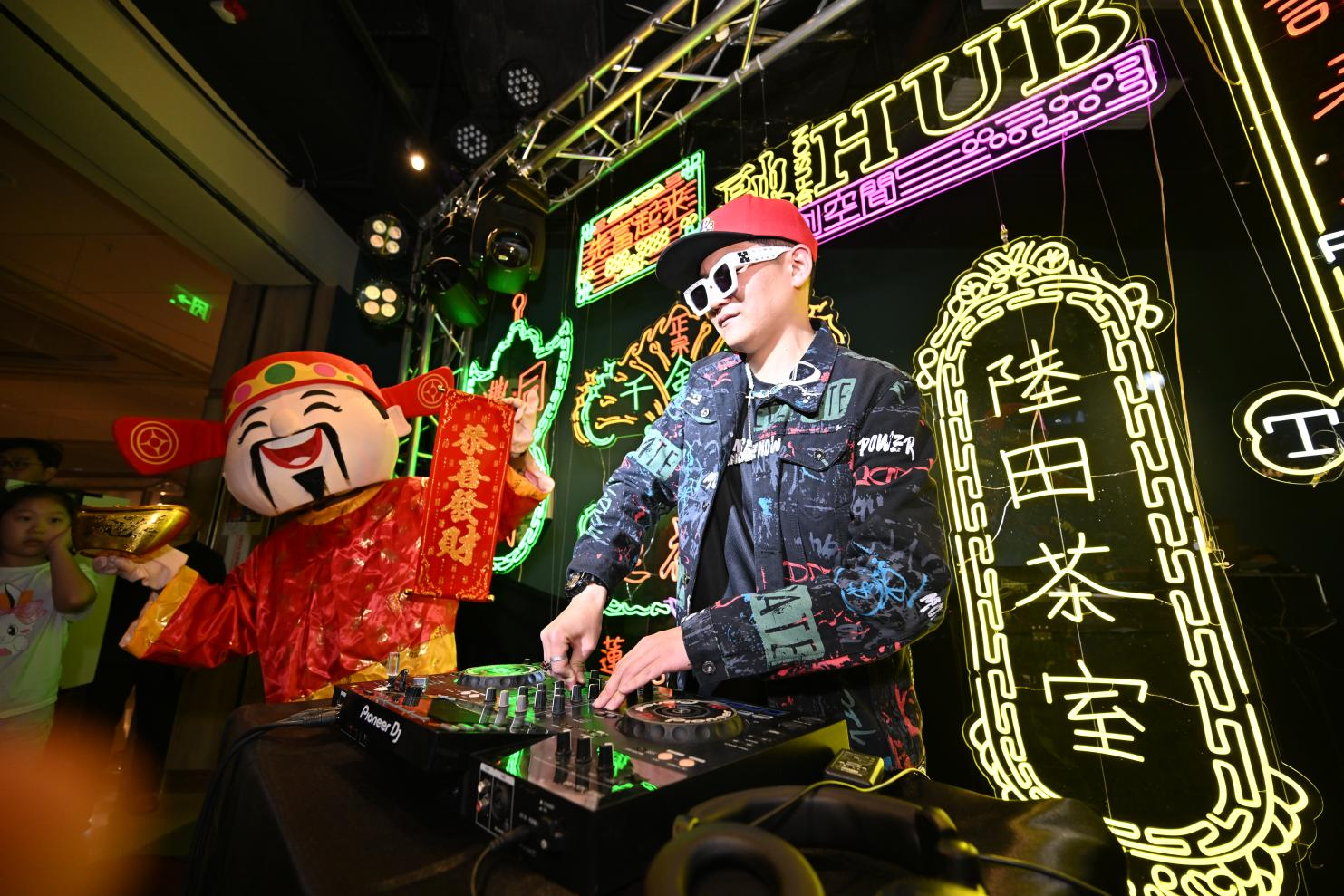 2026《Vintage Hong Kong 香港再造》 Vintage Day港式复古日首度在深圳举办,完美演译深港青年融合