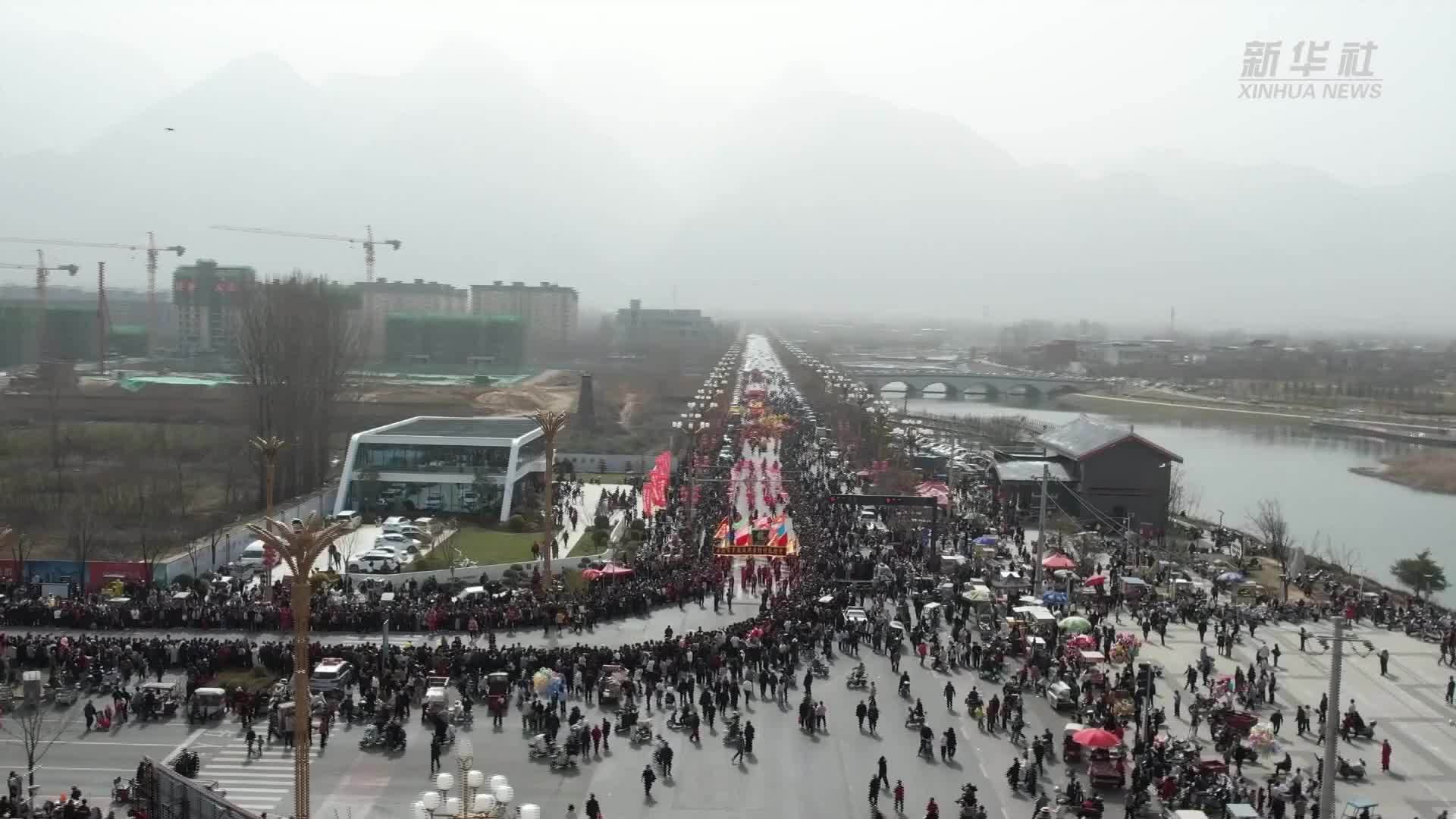 陕西华阴：非遗社火闹新春