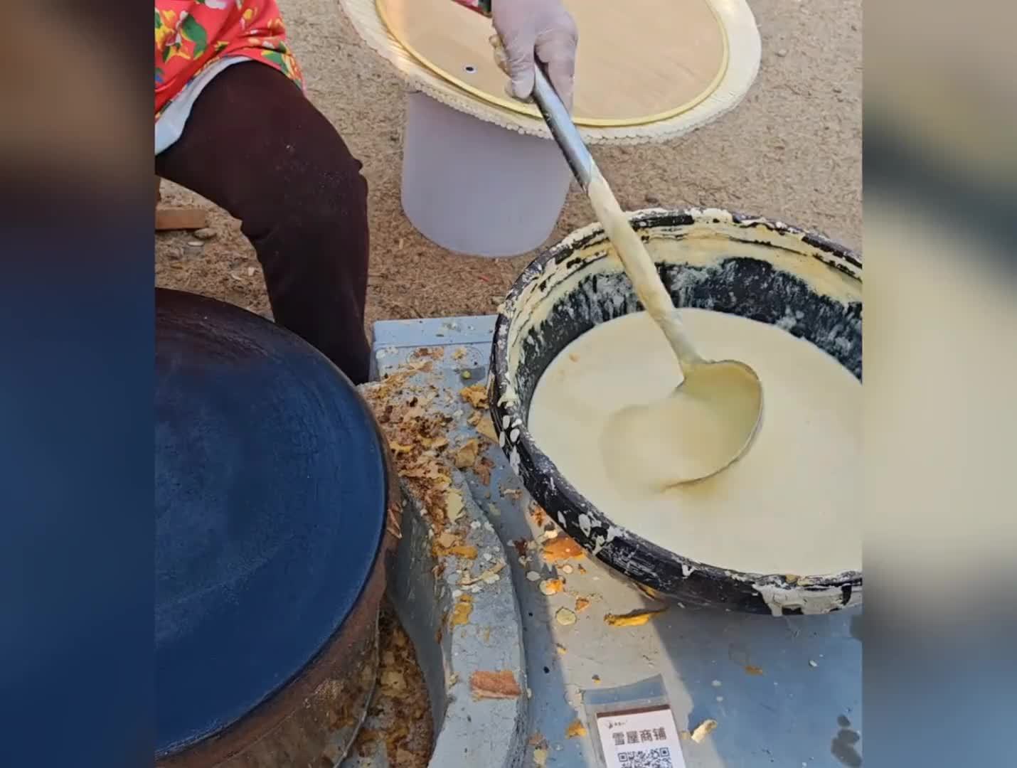 山东大姐摊煎饼，我为刚开始的轻蔑一笑道个歉