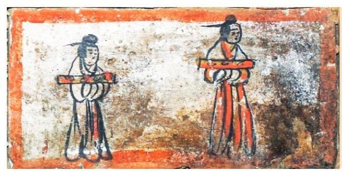 出土于嘉峪关新城魏晋墓六号墓,位于中室东壁从上而下第四层。画面内容为两侍女双手捧托盘正前往主人处送食。