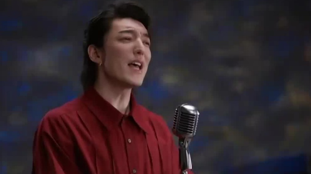 当《龙马》的旋律响起，用歌声诉说老兵故事，传递龙马精神