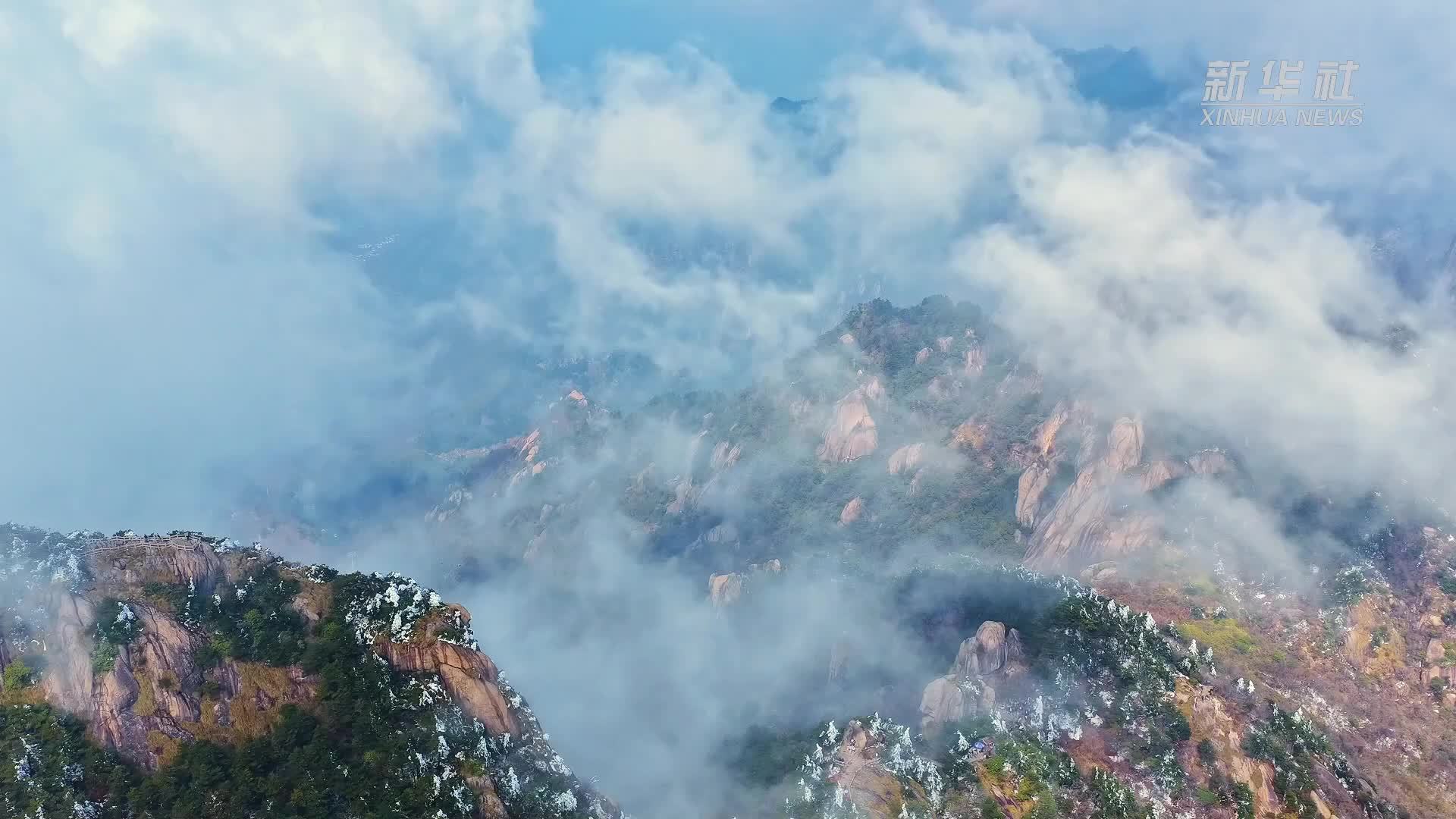 安徽池州：云海漫山美如画