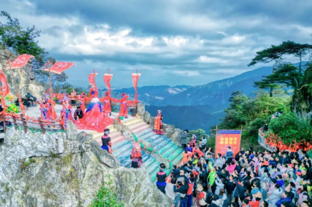 （春节假期莽山举办“瑶年”民俗活动。 通讯员 摄）