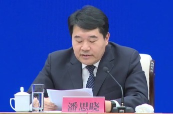 青岛为产业工人队伍建设立法 明确政府、企业、工会责任