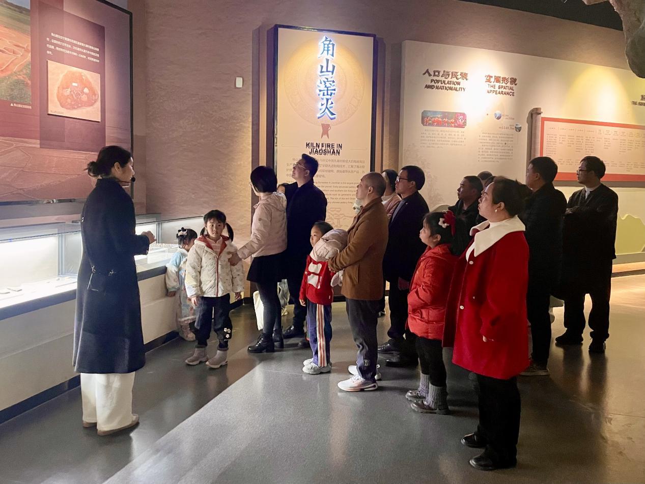 鹰潭新春文旅市场火爆,特色玩法点亮假日时光