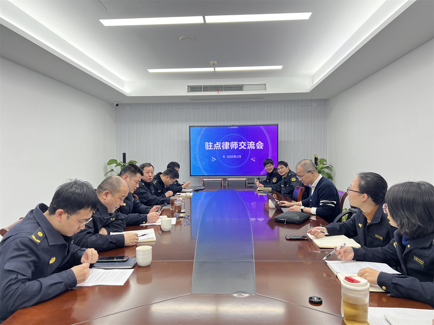 “鄞聚合律，法治共行”——鄞州区推进公职律师行政执法服务，  打造基层法治建设新引擎