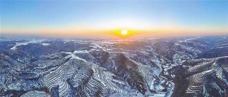 雪染梯田(镇原县南川乡) 陈飞