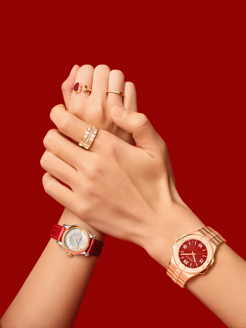 Chopard萧邦Happy+Sport系列腕表(左)及Alpine+Eagle雪山傲翼系列中国限量版腕表(右)