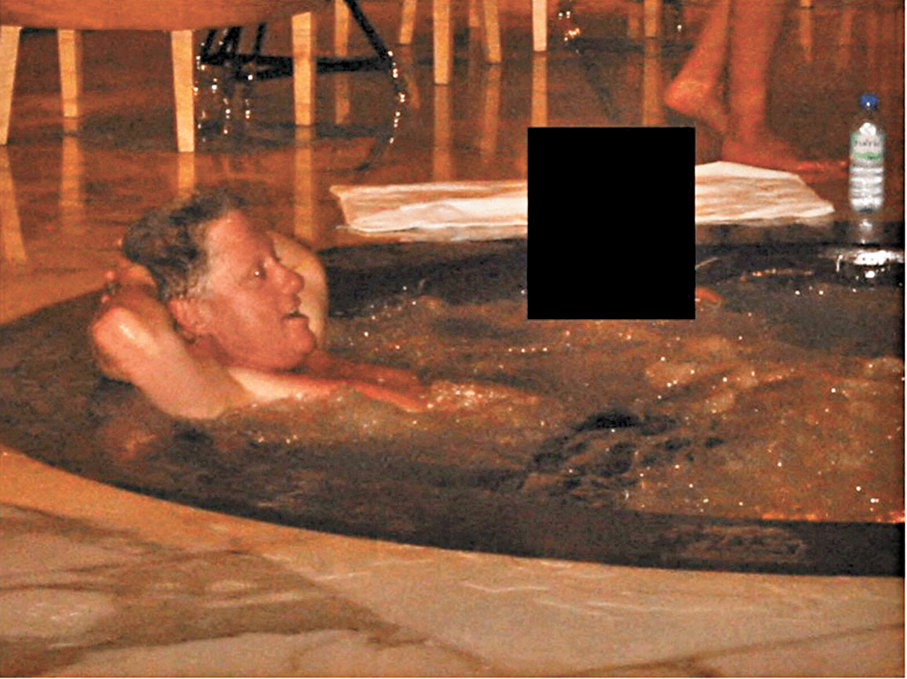 美媒:克林顿说不认识按摩浴缸的女子,否认与其发生性关系