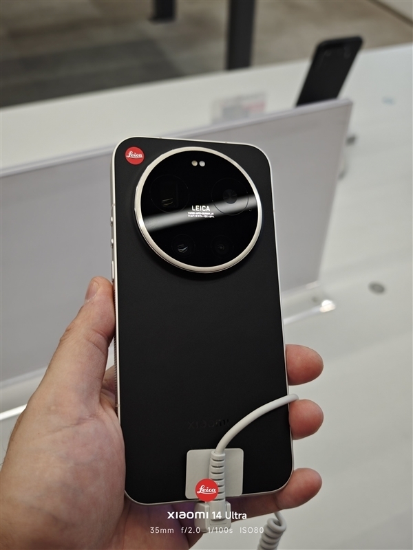 小米17 Ultra徕卡版全球版本明天发布:定名LEICA LEITZPHONE powered by Xiaomi