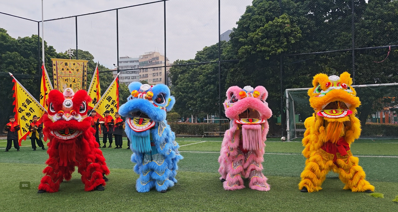 仟里闹元宵 英歌正当红！英歌女孩深圳首秀落地宝安大仟里