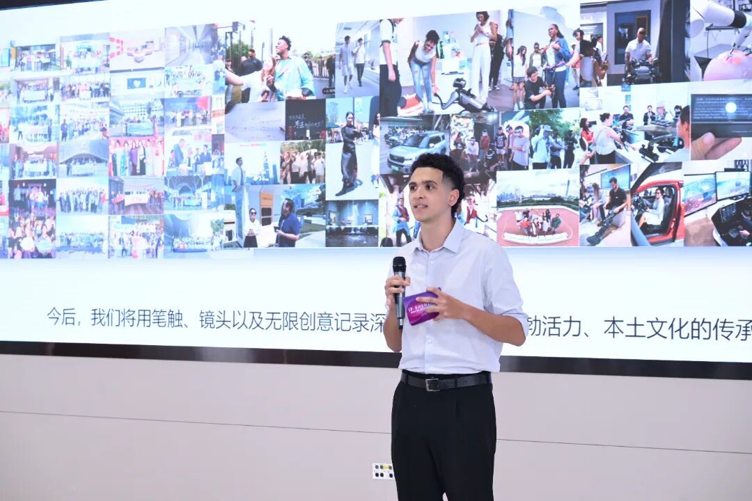 Marina、Chico在活动现场作分享。