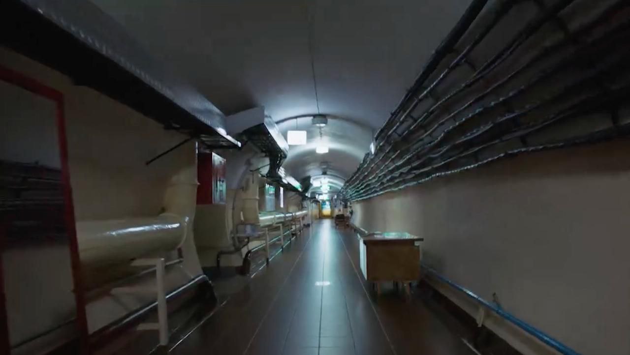 从苏联核战堡垒到战时中枢:泽连斯基首次展示藏身掩体