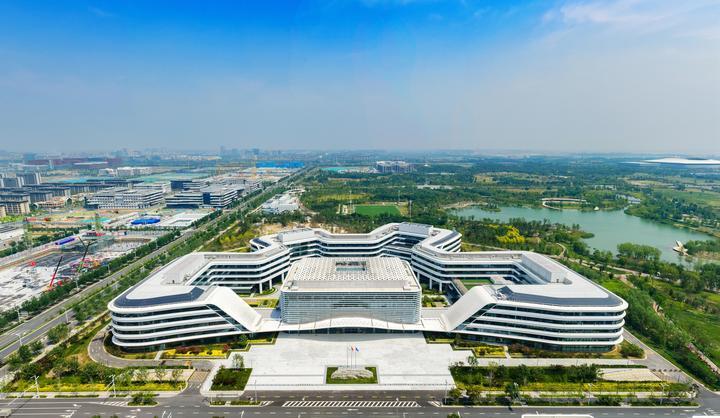 中国星网雄安总部办公楼(2025年6月29日摄,无人机照片)。新华社记者 牟宇 摄