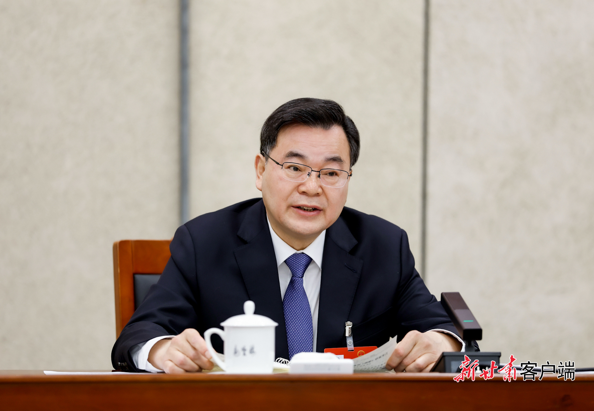 3月6日,全国人大代表、省委书记、省人大常委会主任胡昌升在甘肃代表团审查“十五五”规划纲要草案。新甘肃·甘肃日报记者 孟捷