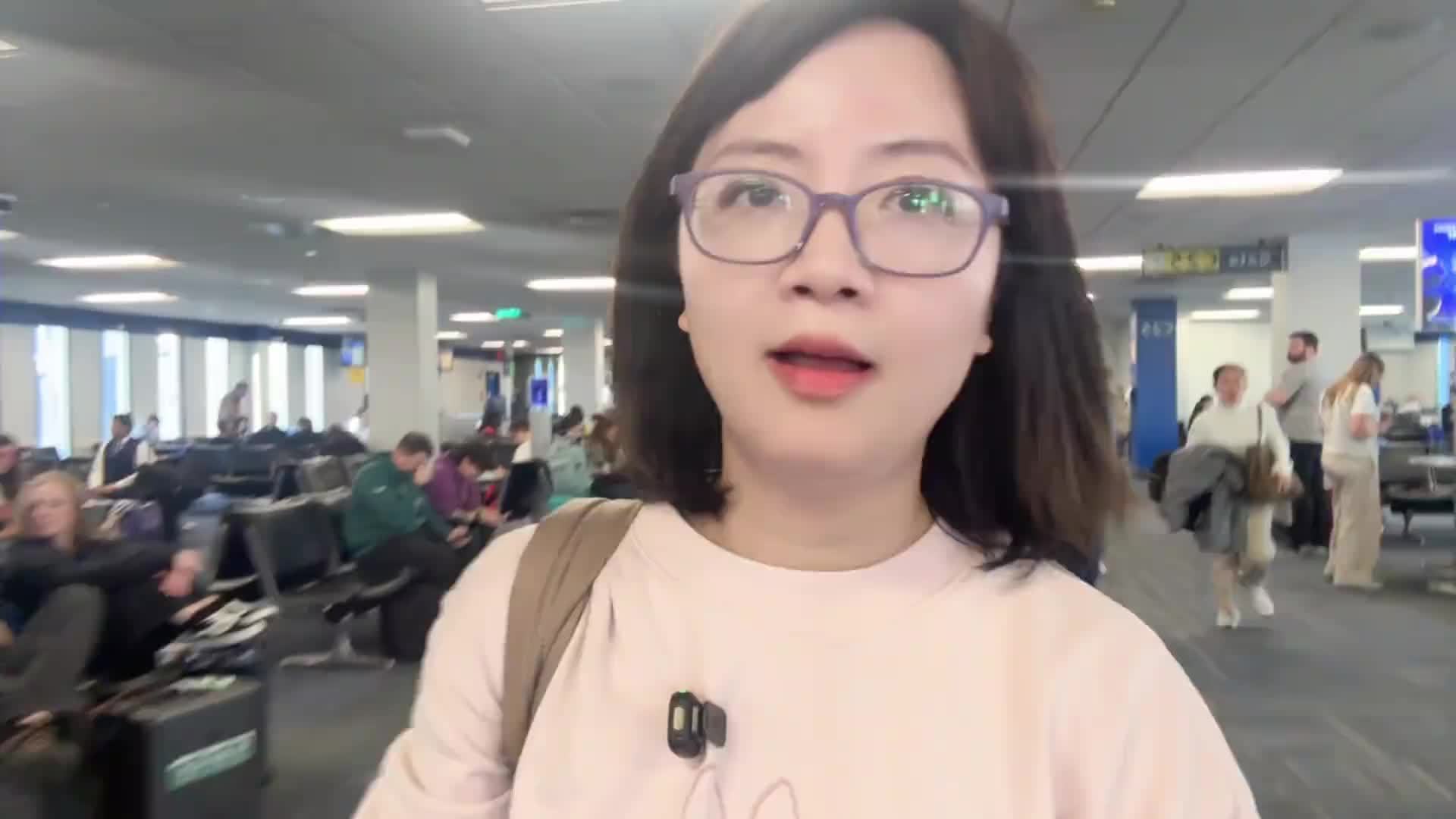 特朗普称哈梅内伊已身亡！美国向伊朗宣战，我同事在中东亲历导弹