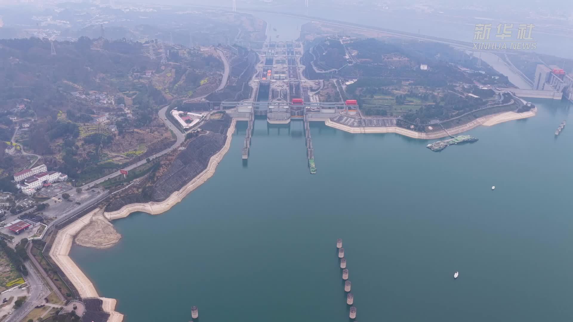 三峡南线船闸4日起实施停航检修