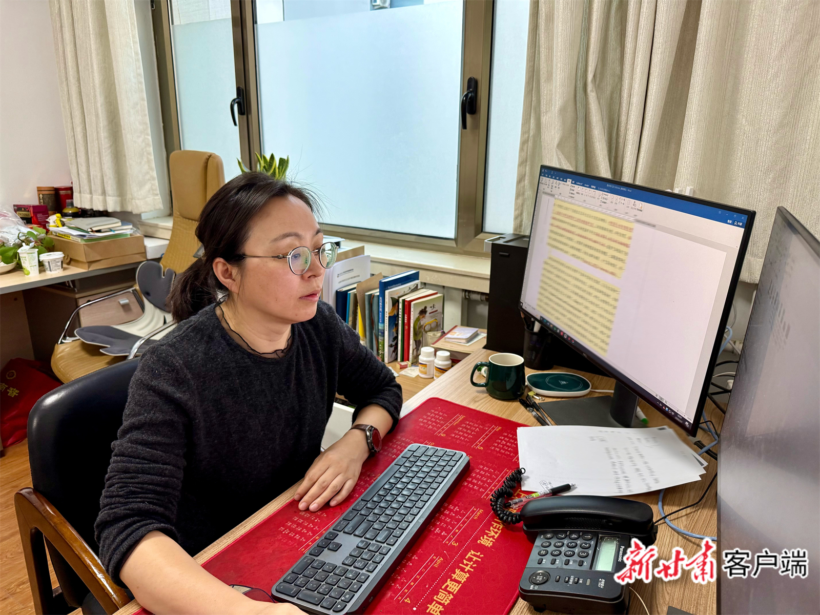 孟宪红在工作　新甘肃&middot;甘肃日报记者　牛巧丽　摄