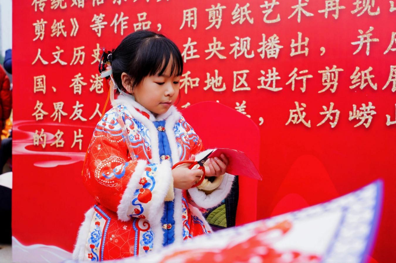 骐骥跃山海 文脉贺新春——崂山区2026春节民间文艺展演奏响新时代奋进乐章