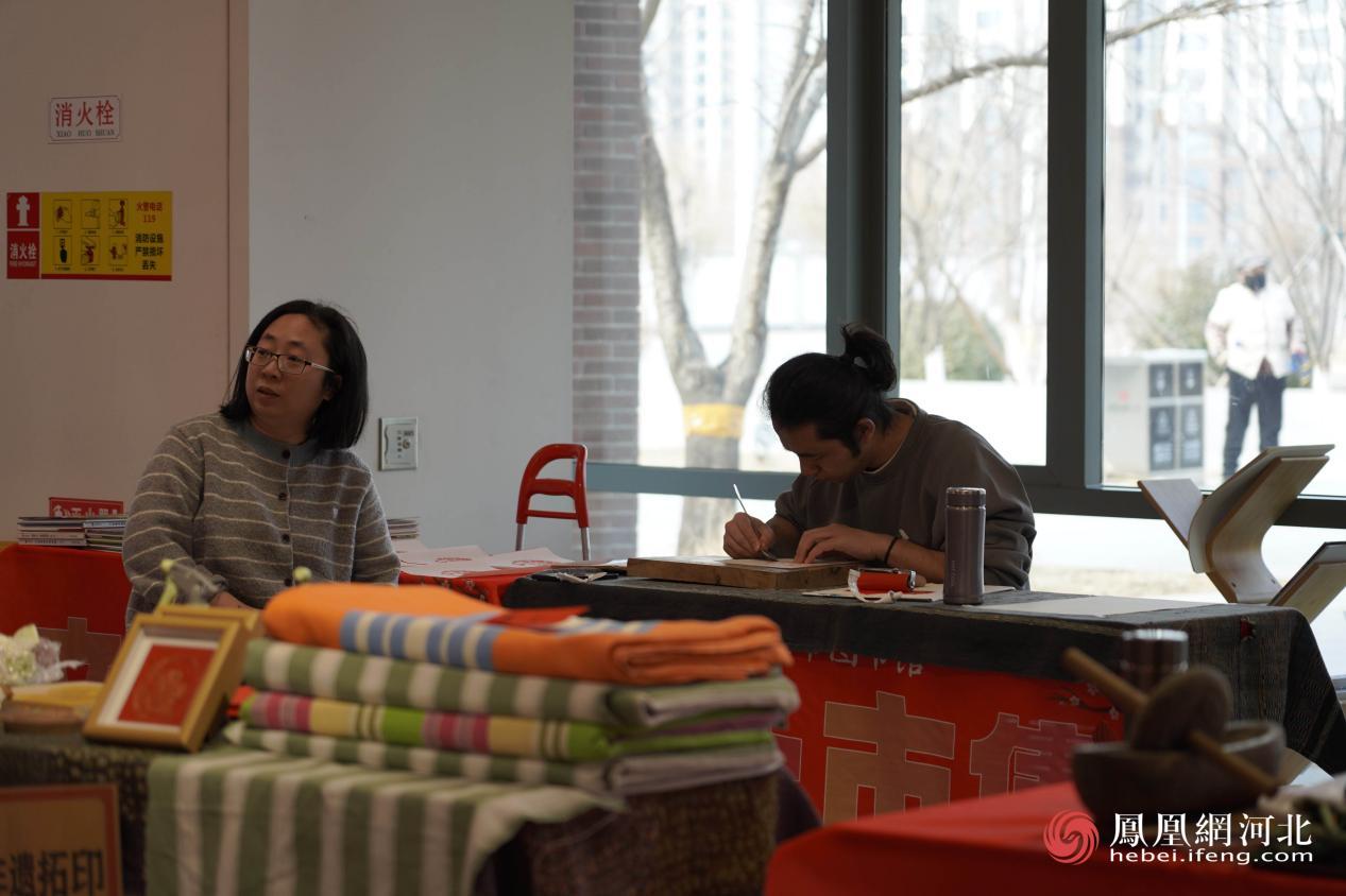 图书馆新春文化市集