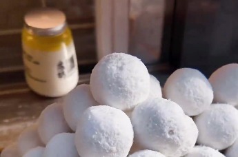 兰州人正月十五的仪式感，给你们整理了几家兰州人私藏的老字号甜食店，想吃的不用扎堆，就近冲就完事了！