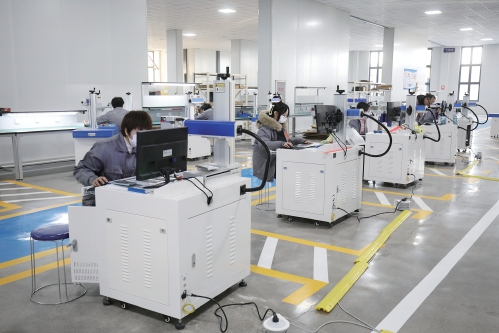 山东贝塞尔激光科技有限公司生产车间。