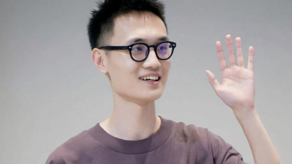 林俊旸深夜宣布离开千问，上一条还是感谢马斯克表扬_凤凰网