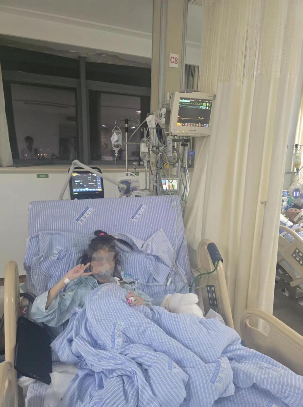 10岁女孩丽丽在中大医院神经内科住院治疗中